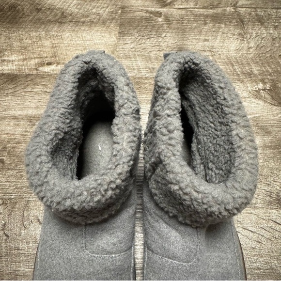 Sanuk Women's Roll-Top Bootie Ankle
Boot Size 9 - Picture 3 of 8